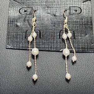 NEW Premier Designs PEARL EARRINGS